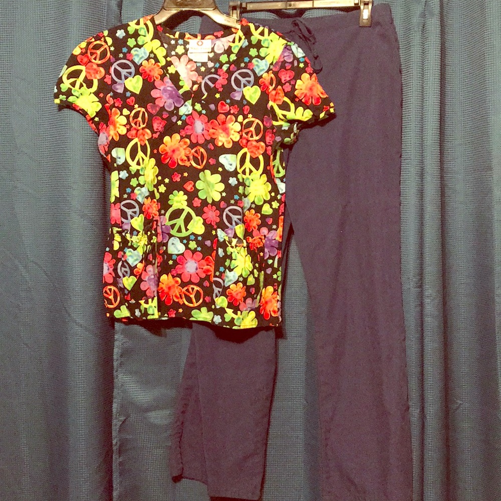 Hippy Love Colorful Scrub Uniform Set Navy Pants